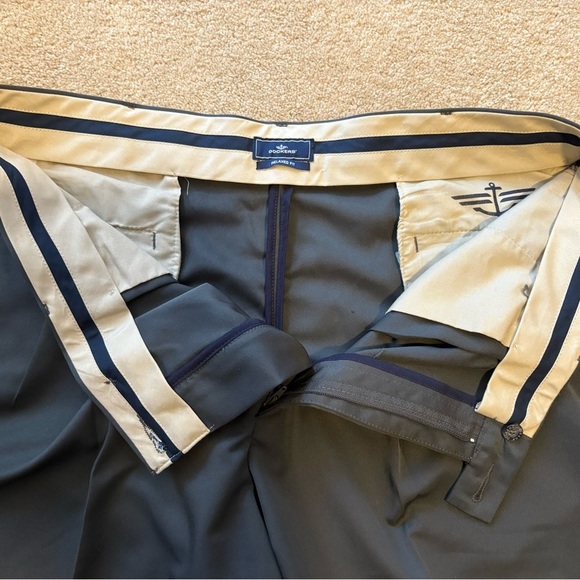 Dockers Premium Pleated Relaxed Fit Cuffed Dark Gray Mens Dress Pants 40x30 - Picture 5 of 11